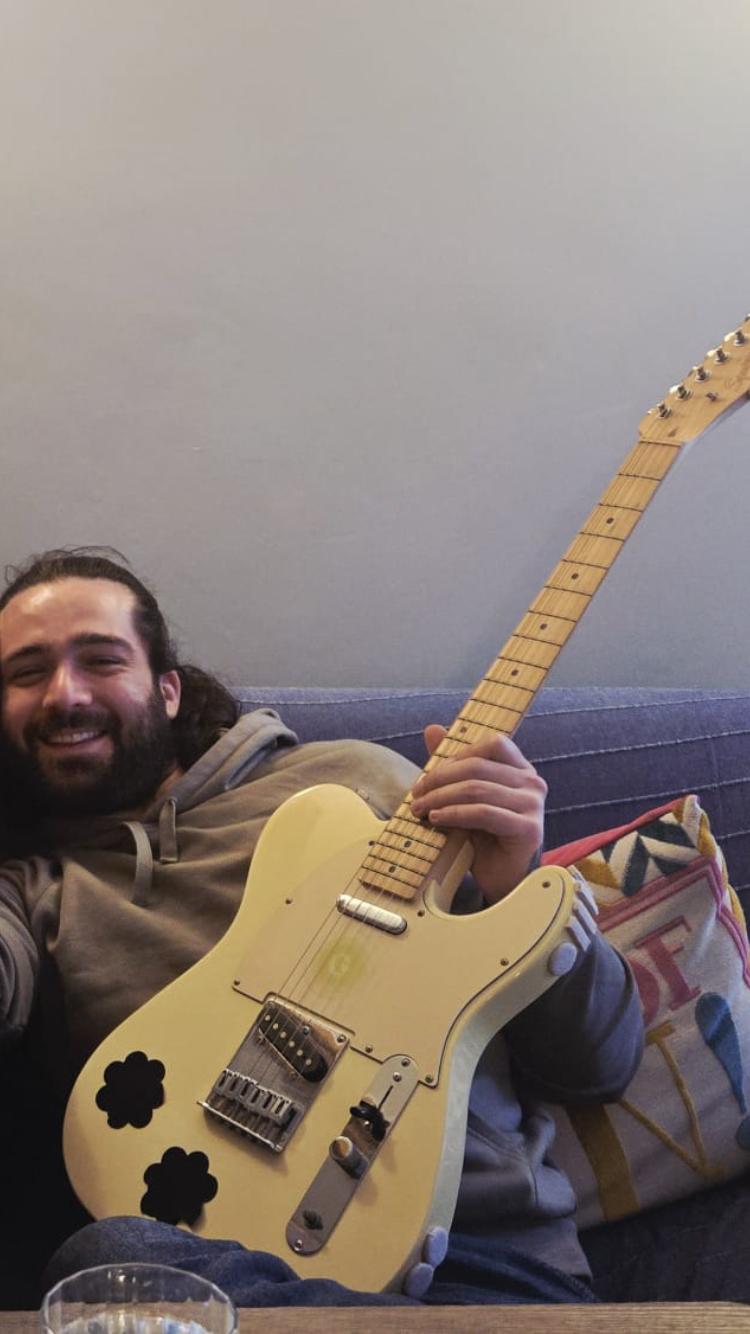 Darius Guitar Lessons