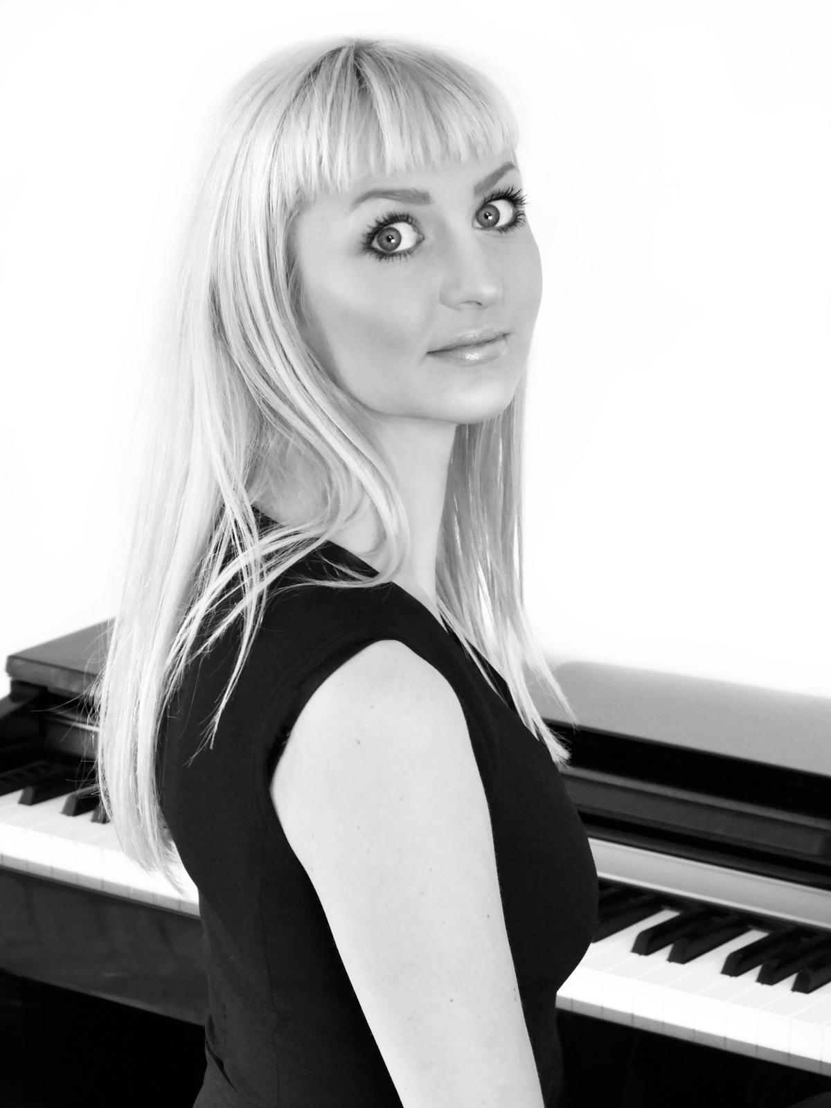 Exams accompanist