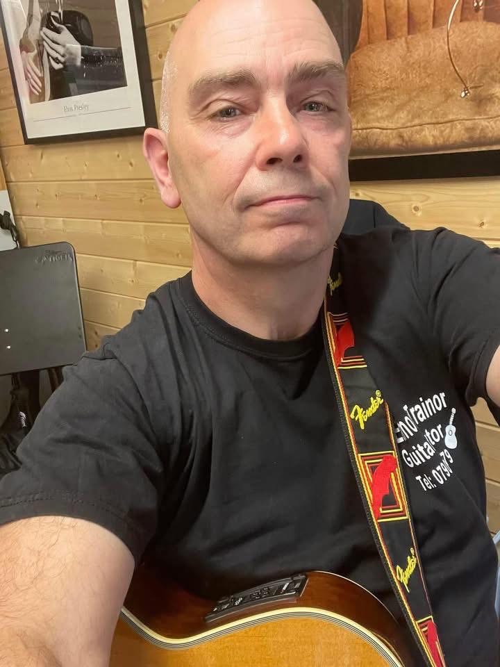 Eamon Trainor Guitar Tutor